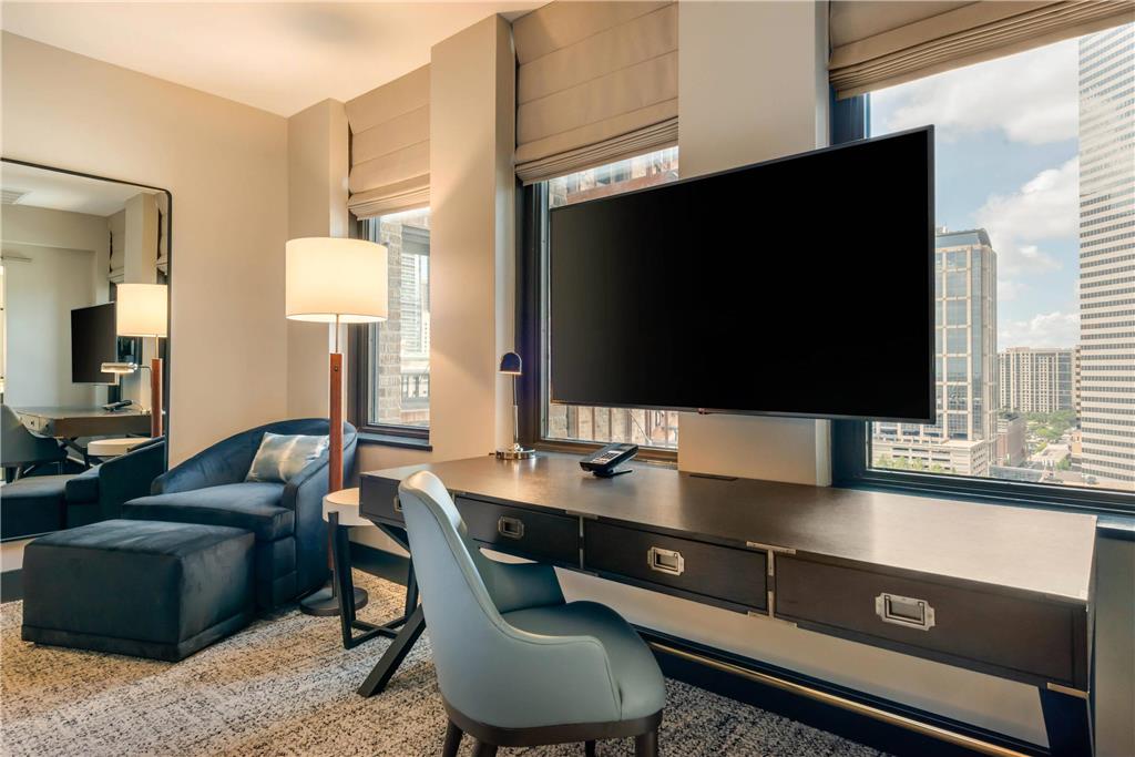 Cambria Hotel Houston Downtown Convention Center - photo 22