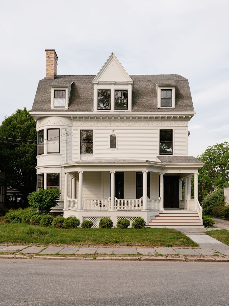 The Amelia in Hudson, United States