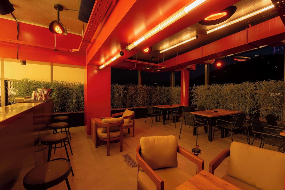 מזון ומשקאות