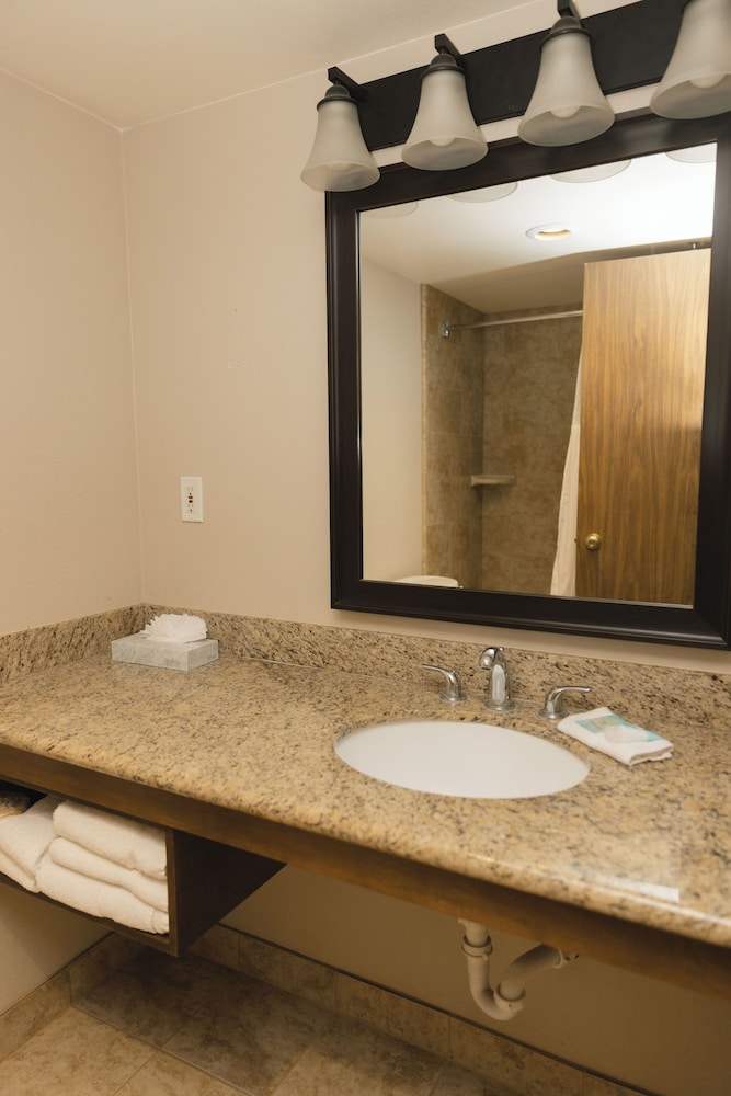 Historic Santa Maria Inn - photo 40
