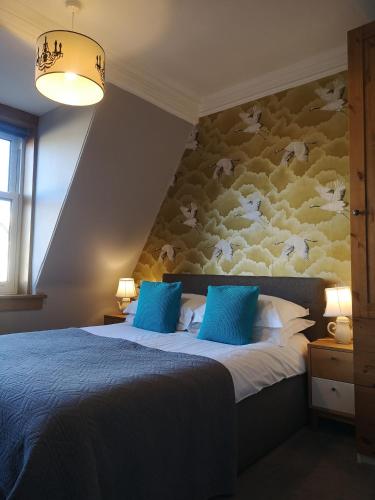 The Room - carbon neutral hotel in Edinburgh