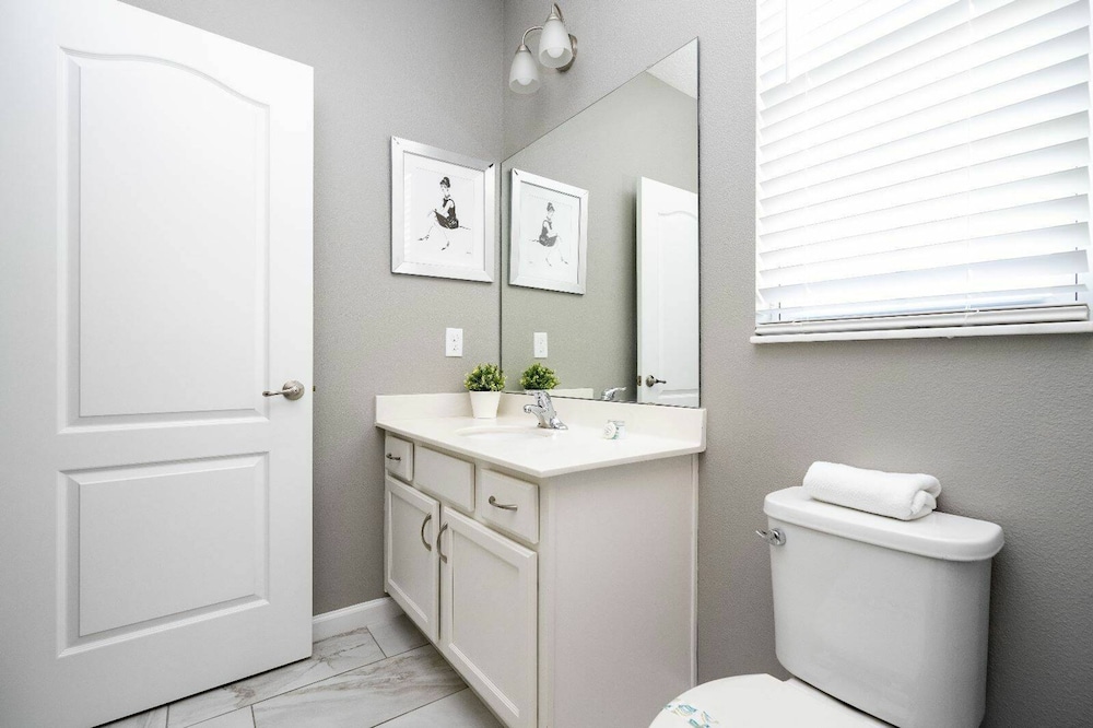 Solterra 12bd 11 5bat Sleeps24 Disney Pool Spa - photo 60