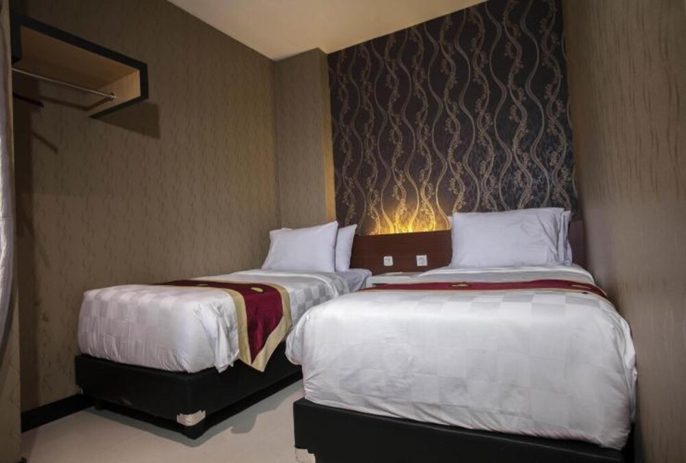 Jle’s Hotel — Manado — photo 3
