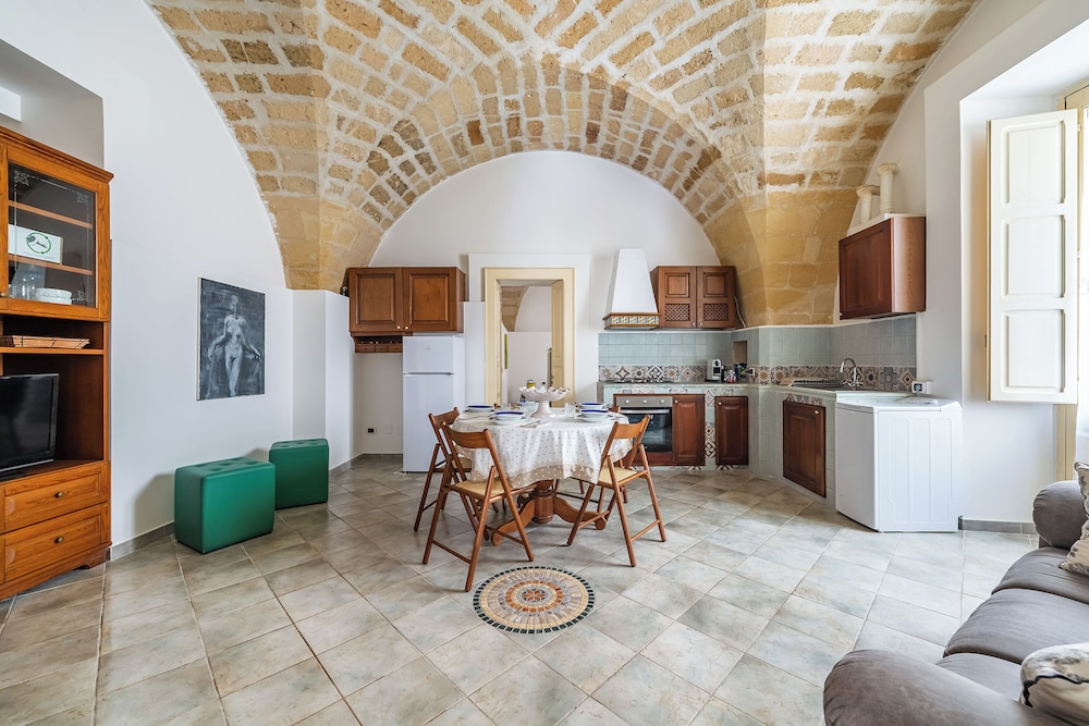 Terra Mia In The Historic Center Of Lecce Happy Rentals — 4-Star Luxury Hotel in Lecce, Italy