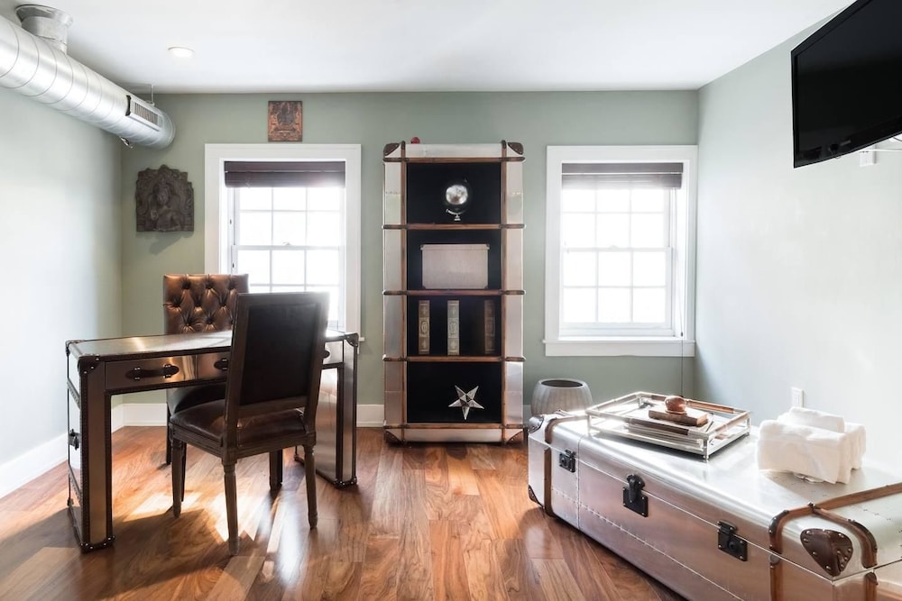 Million dollar Celebrity Mansion in Old City in Philadelphia, United States