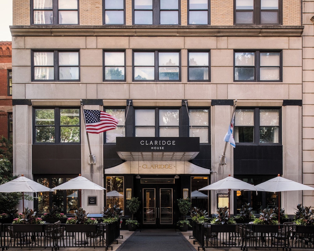 Claridge House Chicago Tapestry Collection by Hilton — 4-Star Luxury Hotel in Chicago, United States