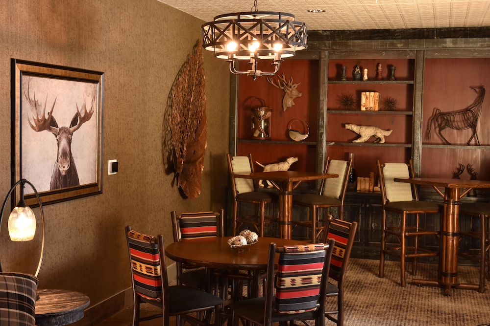 Stoney Creek Hotel Tulsa Broken Arrow - photo 81