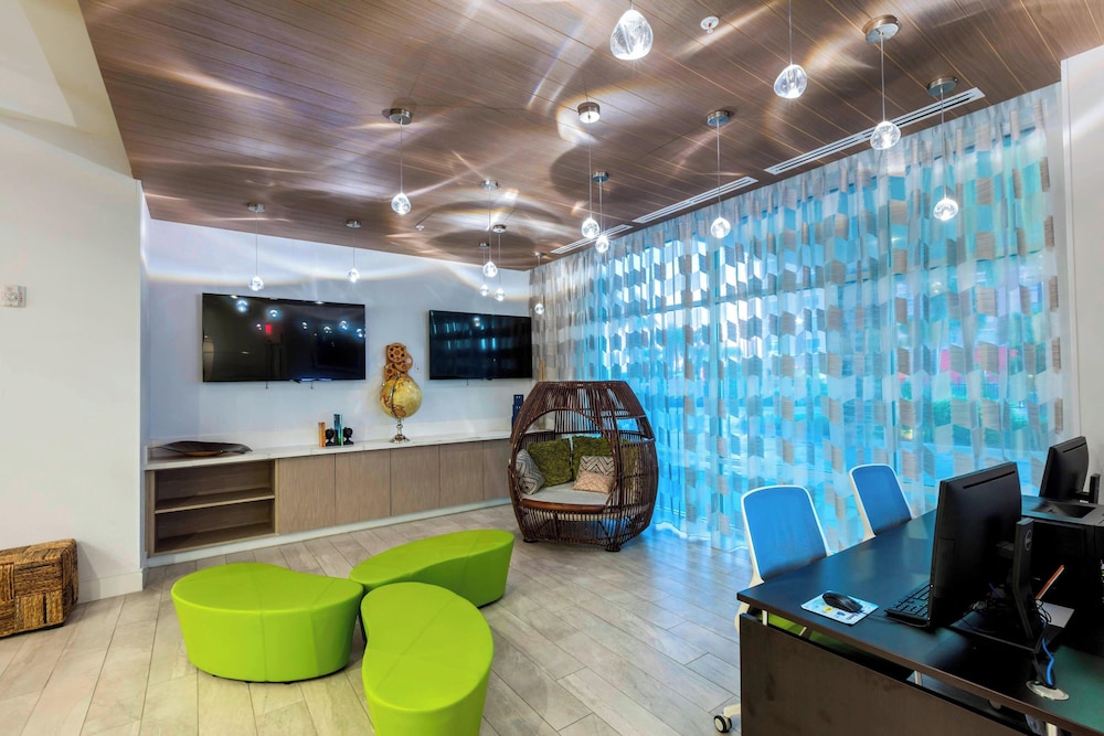 TownePlace Suites by Marriott Orlando at SeaWorld - photo 35