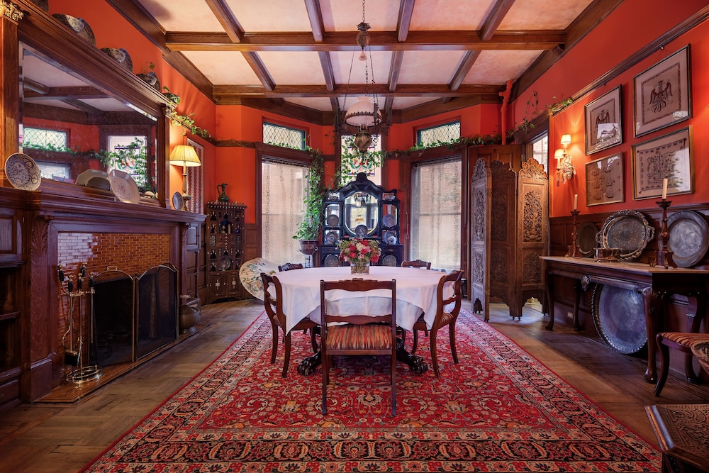 Suites in a Manhattan Mansion - photo 29