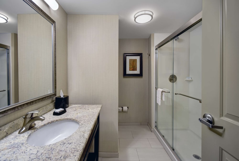 Hampton Inn & Suites Robbinsville - photo 27