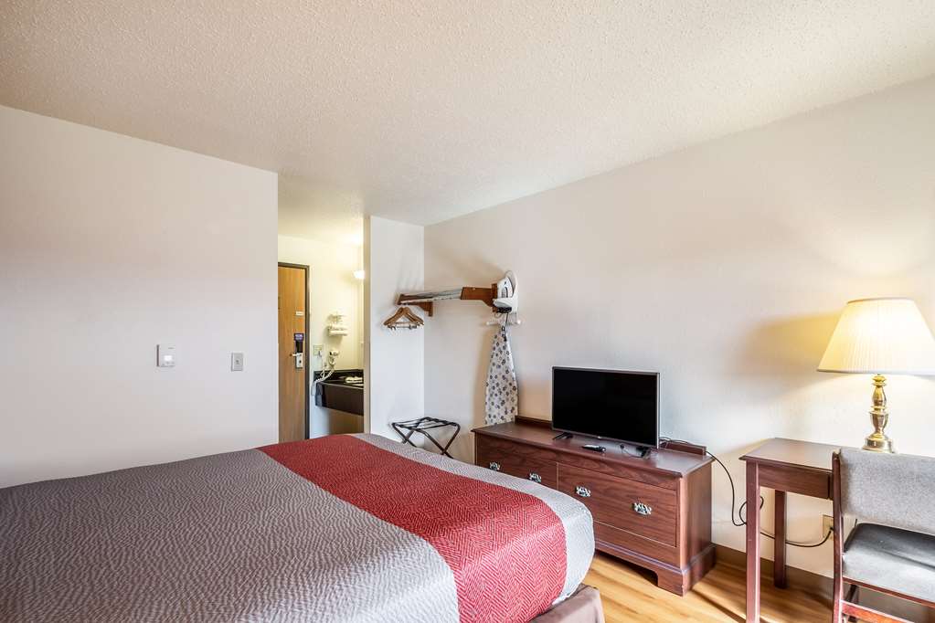 Motel 6 Saukville WI - photo 11