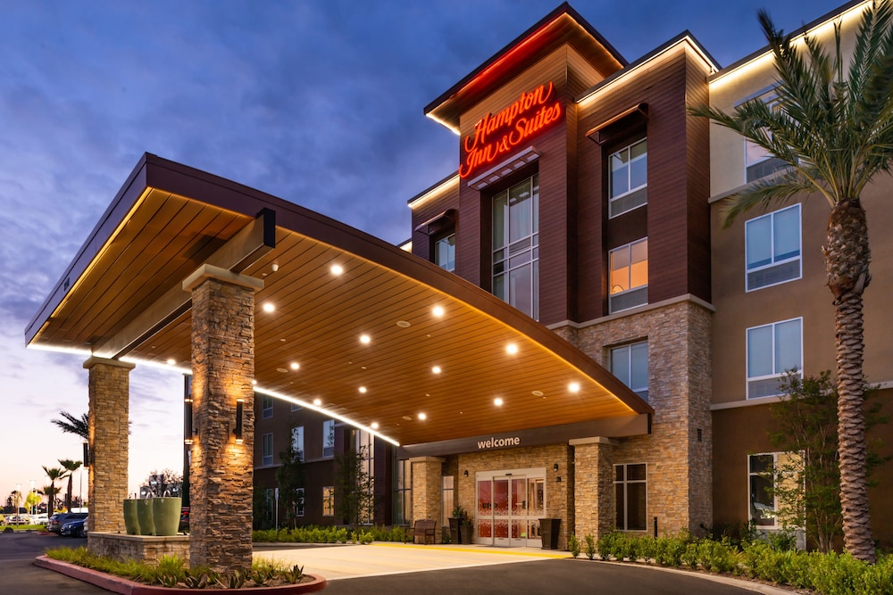 Hampton Inn & Suites Buena Park - photo 52