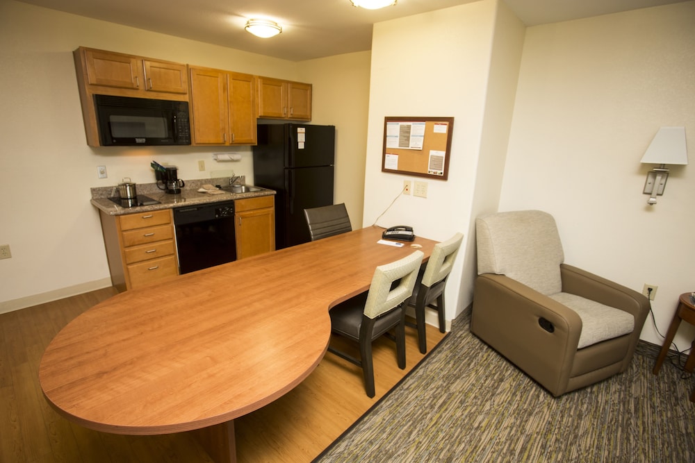 Candlewood Suites Port Arthur Nederland by IHG - photo 11