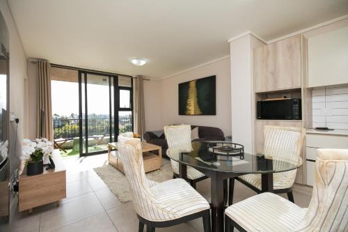 2 Bedroom Waters Edge Apartment in Century City