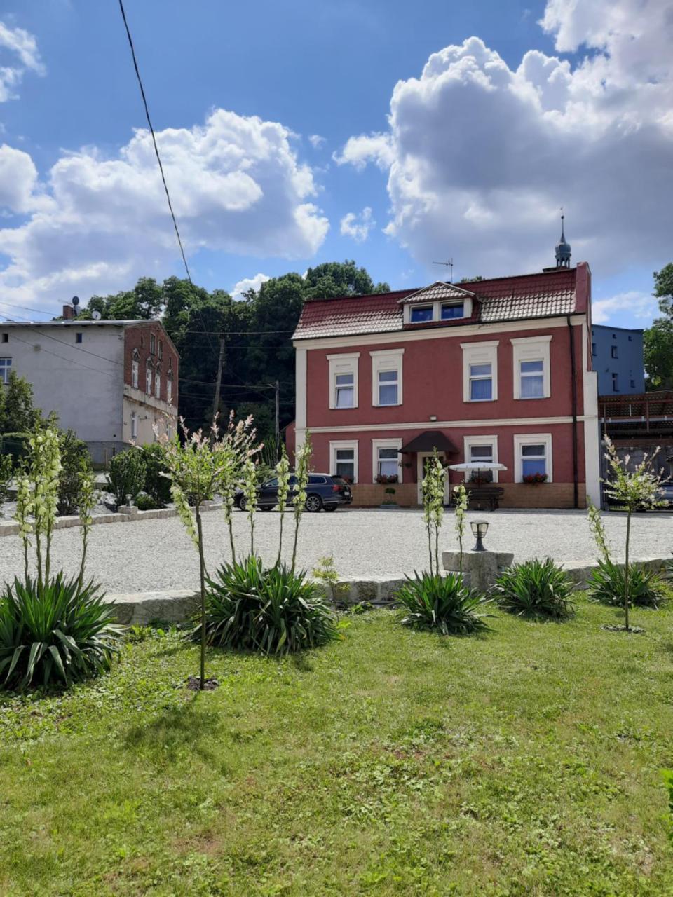 Gosciniec W Starym Młynie — hotel in Biala