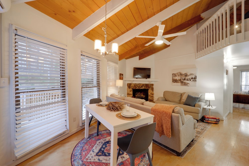 1 Mi to Beech Mountain Resort: Comfy Condo - photo 6