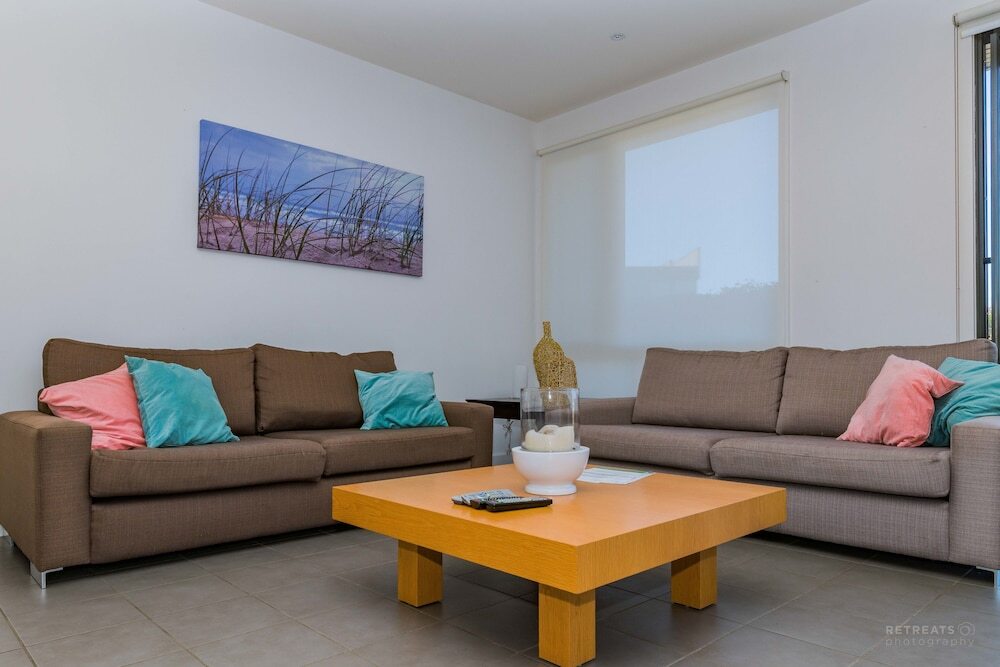 19 Coast Drive — 4-Star Luxury Hotel in Torquay, Australia