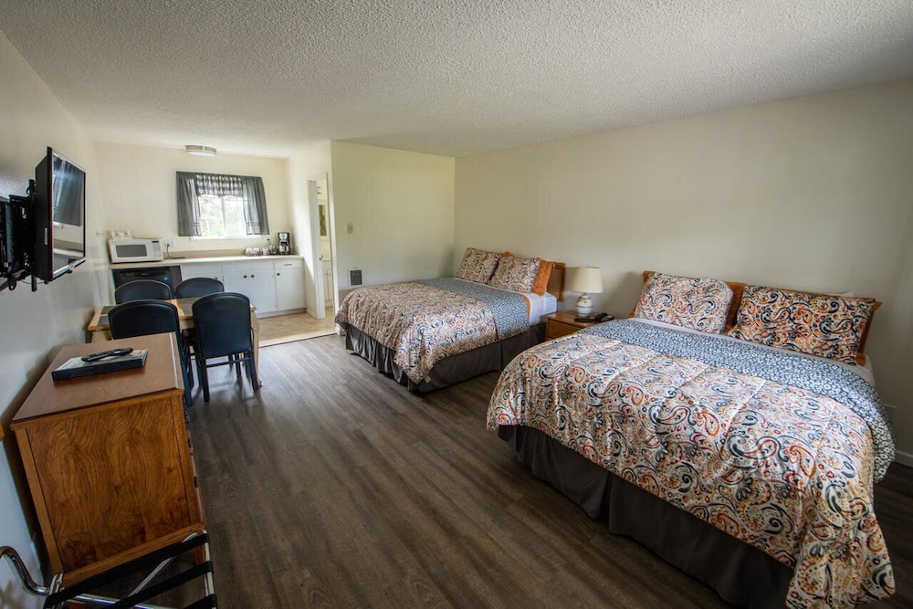Pacific City Inn - photo 18