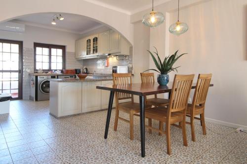 Safira T2 com terraço — 4-Star Luxury Hotel in Vila Nova De Milfontes, Portugal