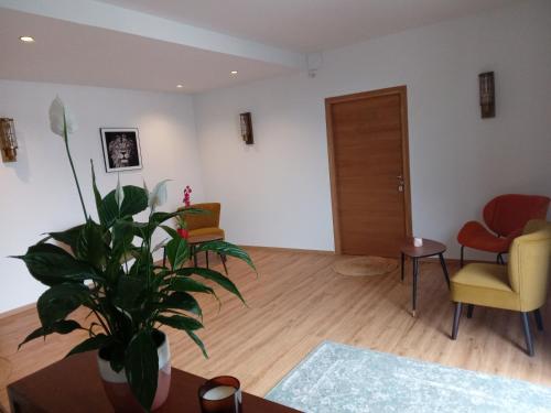 Le Motelchic - carbon neutral hotel in Monsempron-Libos