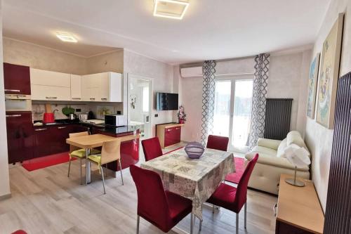 Appartamento Iris Vallecrosia — 4-Star Luxury Hotel in Vallecrosia, Italy