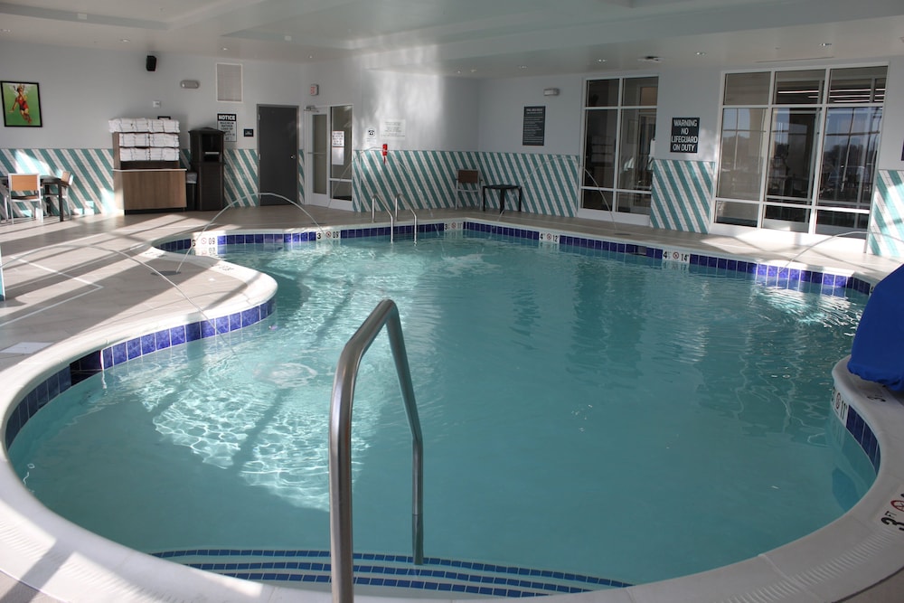 Holiday Inn Hotel & Suites Hopkinsville Convention Ctr by IHG - photo 7