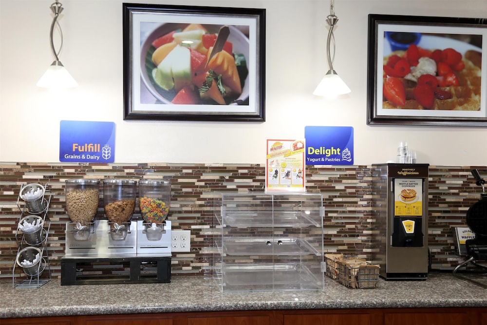 Americas Best Value Inn Monroe - photo 13