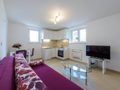 Apartment Pavlina One Bedroom Apartment with Terrace