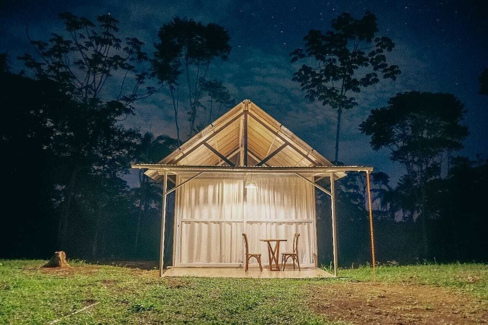 Yachay Lodge — 5-Star Luxury Hotel in Villagarzon, Colombia