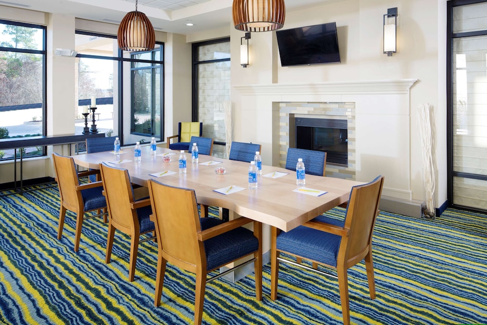 Hilton Garden Inn Longview - photo 69
