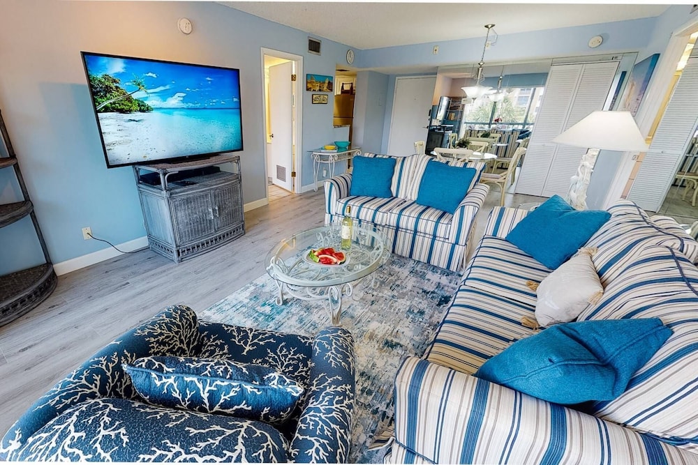 Harbor Towers 3rd Fl 2 Bedroom Bay View - photo 3