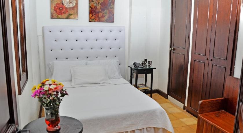 Hotel Boutique Porton De Granada in Cali, Colombia