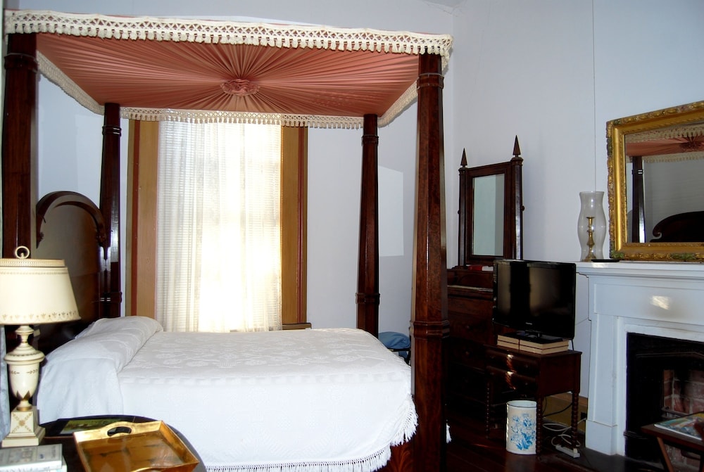 Glenfield Plantation Historic Antebellum Bed and Breakfast - photo 20