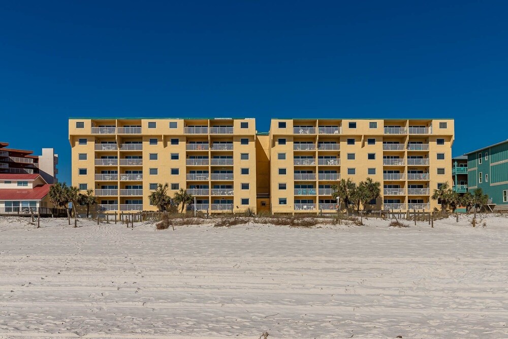 Driftwood Towers 5e 2 Bedroom Condo - photo 30