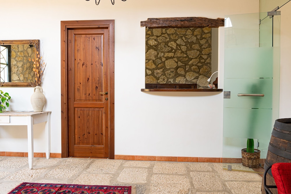 Casale Ginisara in Castellammare Del Golfo, Italy