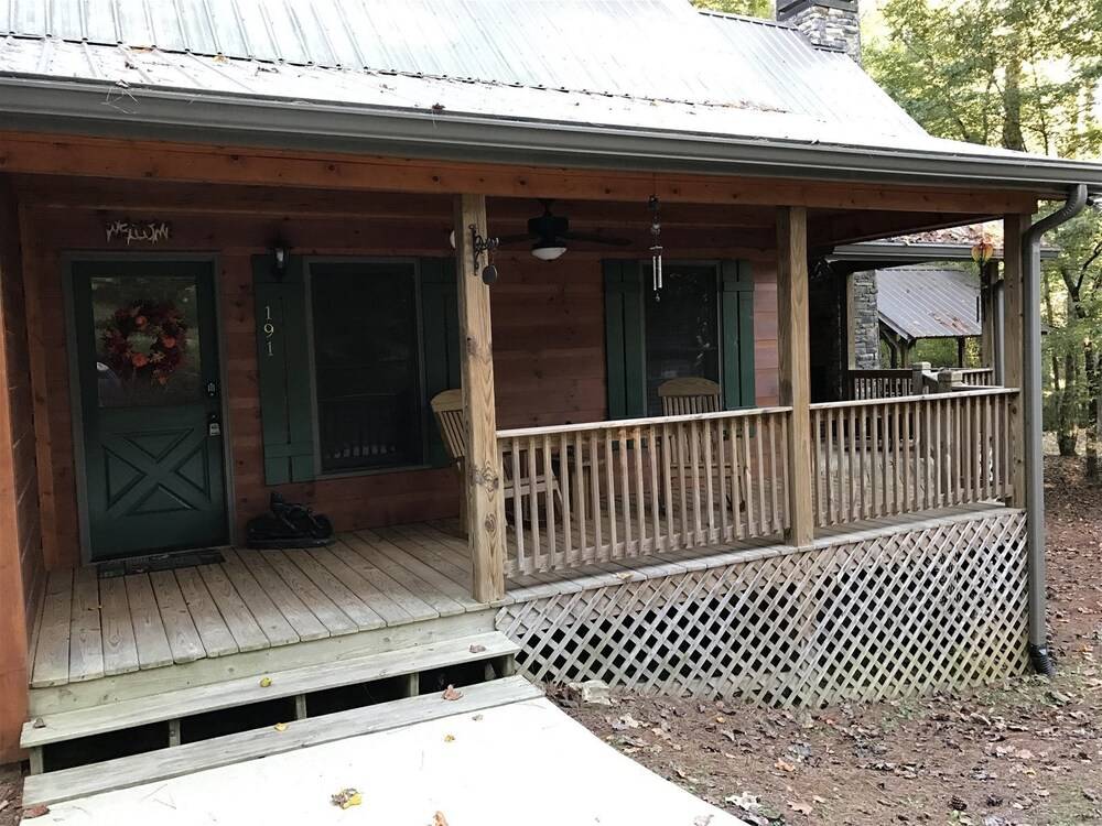 Harleys River Retreat Charming Cabin in Coosawattee River Resort Hot tub Ellijay - photo 22