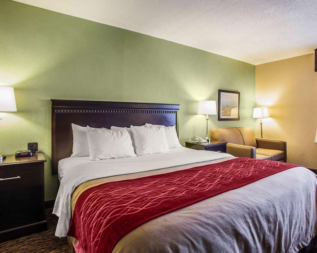 Quality Inn Belton Kansas City South - photo 15