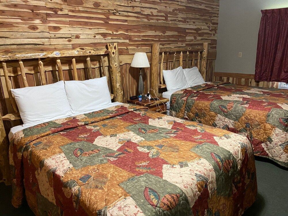 Celebrity Inn Clarinda - photo 10