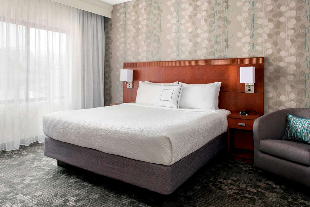 Sonesta Select Whippany Hanover - photo 11