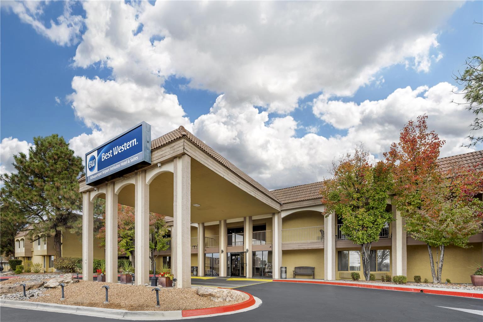 Best Western Airport Albuquerque InnSuites Hotel & Suites - photo 55