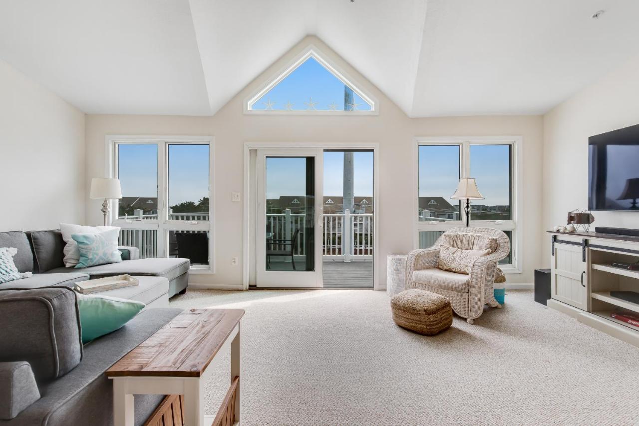 Villas at Beach Cove 29086 Beach Cove Unit D2 — 4-Star Luxury Hotel in Bethany Beach, United States