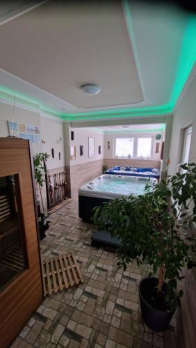 Hanna Villa Siófok — 4-Star Luxury Hotel in Siofok, Hungary