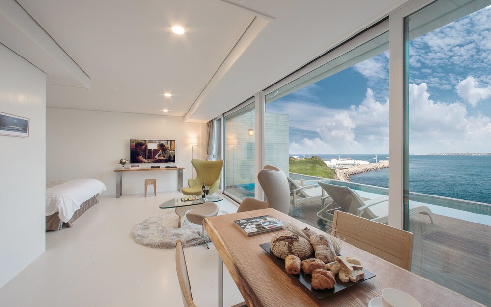 Haeilri Pool&Spa Hotel in Seogwipo, South Korea