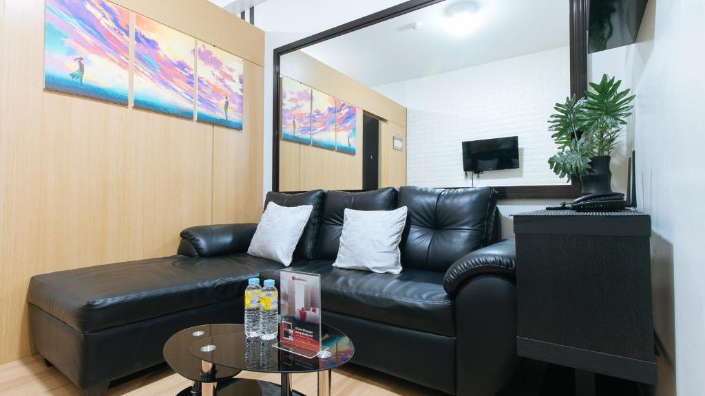 RedDoorz Premium @ SMDC Fairview 2 in Quezon, Philippines