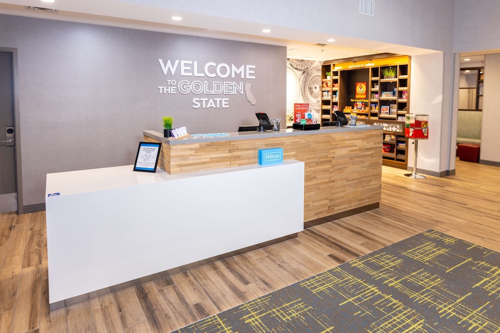 Hampton Inn by Hilton Selma - photo 9