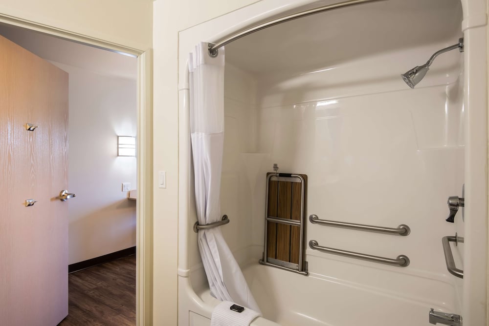 Red Lion Inn & Suites Butte - photo 21