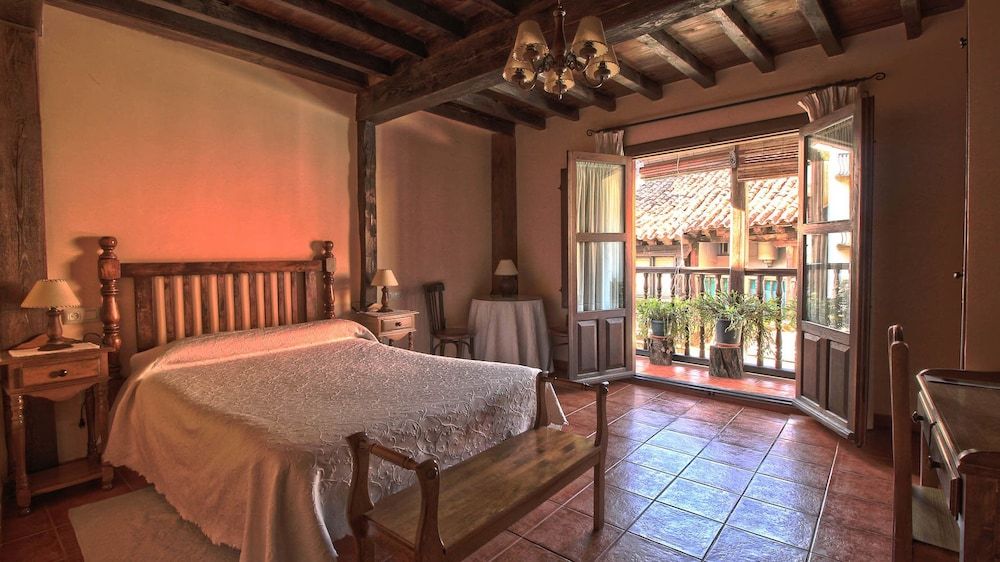 Casa Rural Los Portales Valle Del Jerte 5612890 — Cabezuela Del Valle