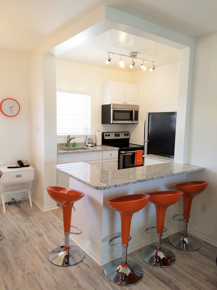 St Pete Beach Suites - photo 40
