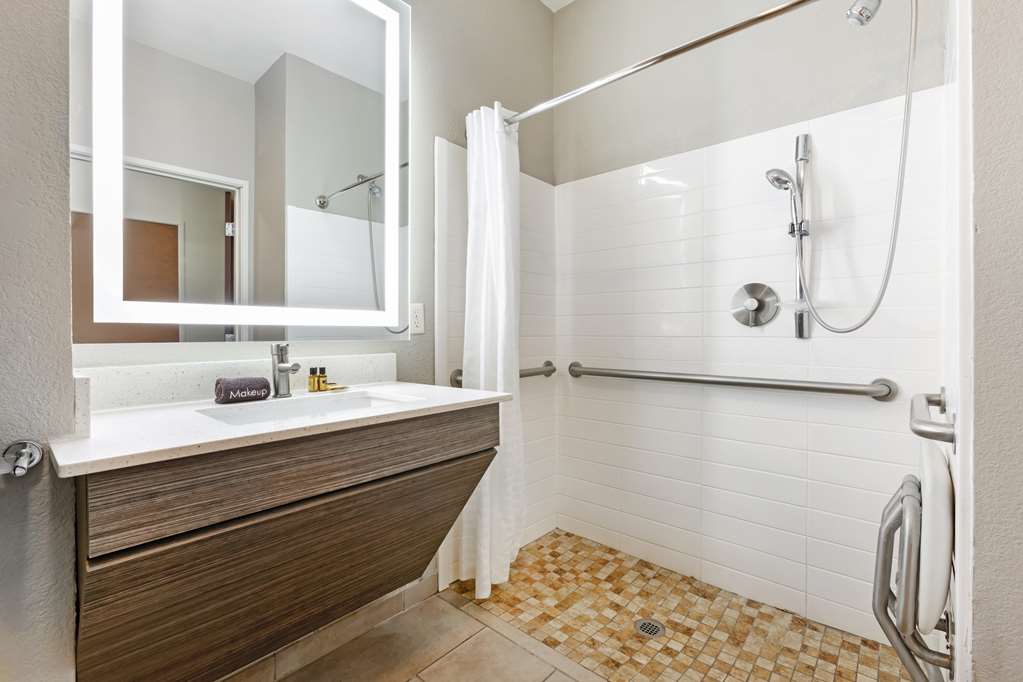 Best Western Plus Safford - photo 30