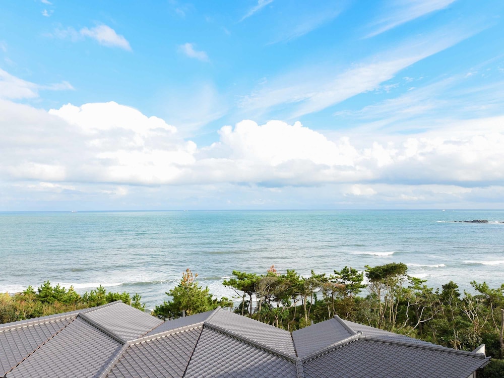 Hotel Bettei Umi To Mori — 4-Star Luxury Hotel in Choshi, Japan